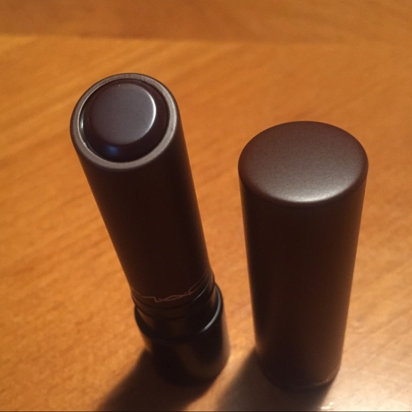MAC Liptensity Lipstick - Picture 9 of 13